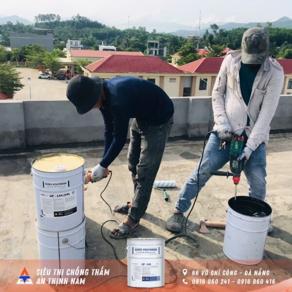 Chống thấm sàn mái lộ thiên với vật liệu chống thấm Euro Polymers UP-144 (1)