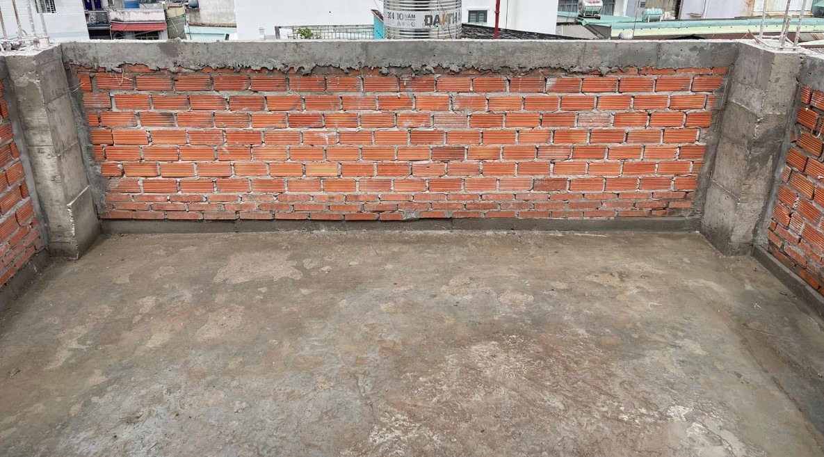thi công chống thấm chân tường sân thượng để phòng ngừa ngay từ đầu